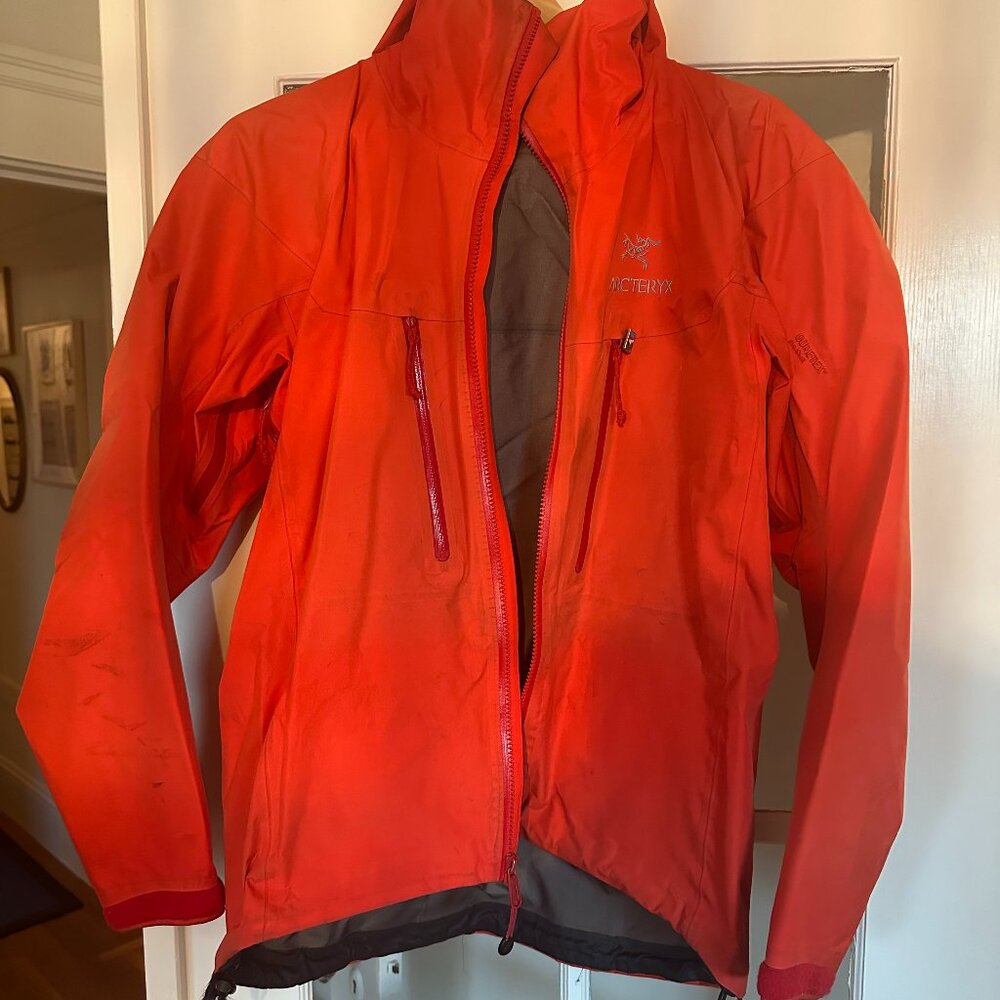 Arc’teryx Gore-Tex Shell Jacket - Men's S